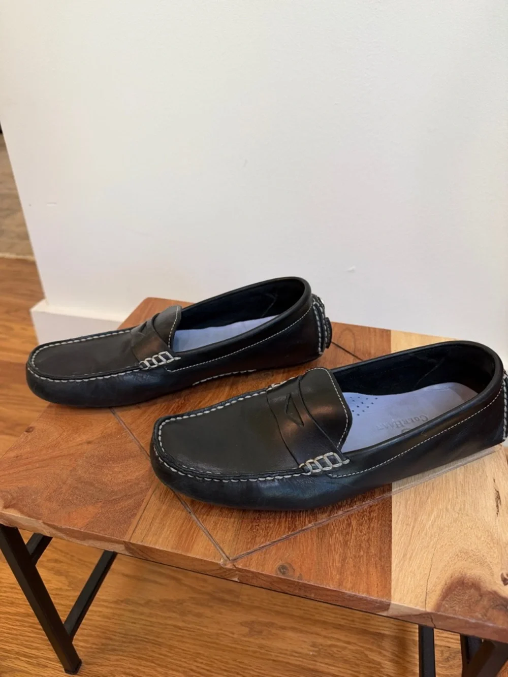 Cole Haan Women’s Blsck Leather Slip-On Driving Loafers, 8AA - Preppy, Old Money